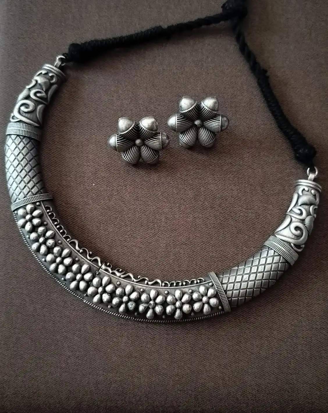 Premium Replica Hasli Necklace Set with Stud Earrings